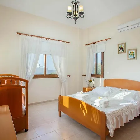 Styliani Villa Argaka